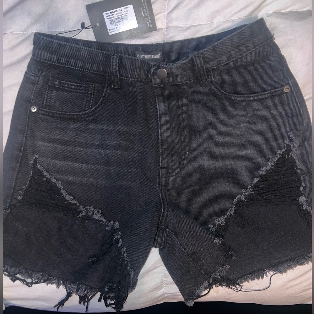 PRETTY LITTLE THING NWT black ripped denim shorts size 12